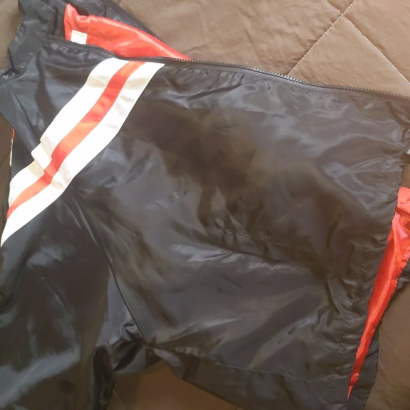 Lili Sport - Picture 13 of 13